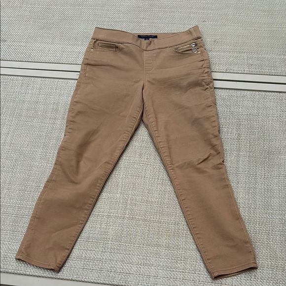 Tommy Hilfiger Gramercy Ankle Slimming Pull-On Skinny Jean Beige Size 8 - Picture 1 of 10